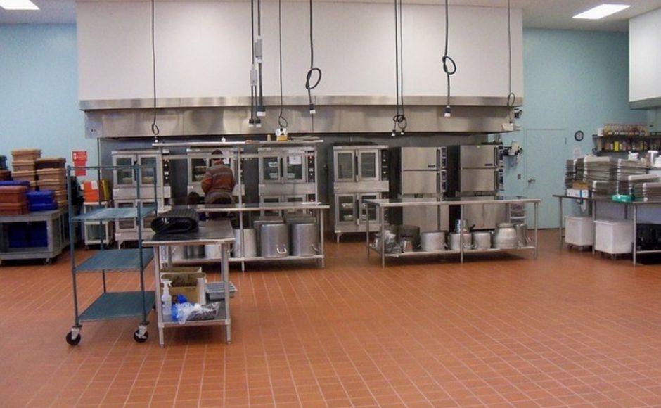 Quel carrelage pour une cuisine professionnelle ?