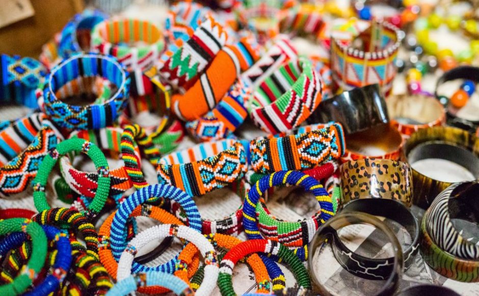 Bijoux en corne : le symbole de l'élégance et de la nature