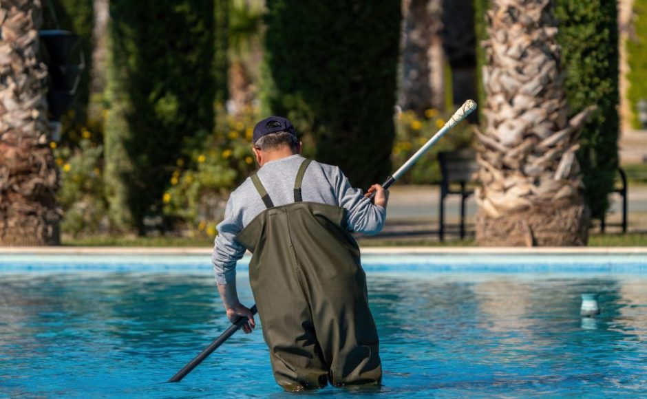 Comment détecter une fuite de piscine sans vider l'eau