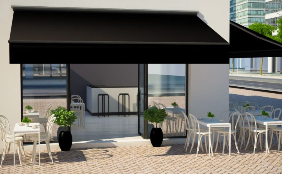 Store banne : la solution élégante pour ombrer vos grandes baies vitrées