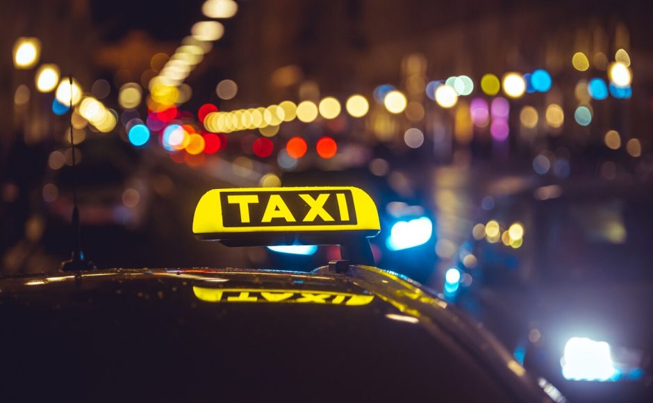 Les différences entre taxis conventionnés et taxis classiques