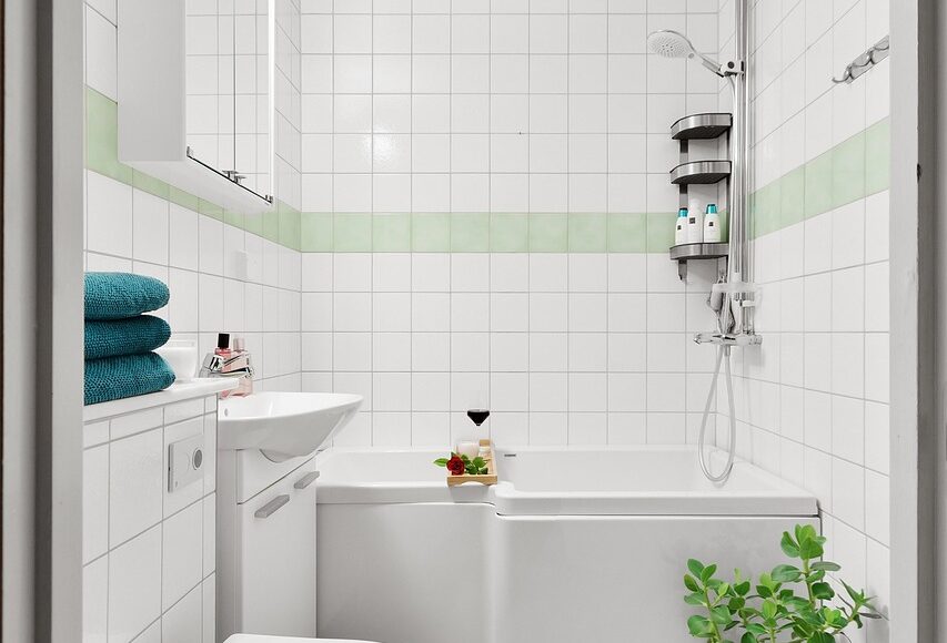 découvrez comment créer une salle de bain moderne grâce à des idées de décoration tendance, des équipements innovants et des conseils d’aménagement pour un espace élégant et fonctionnel.