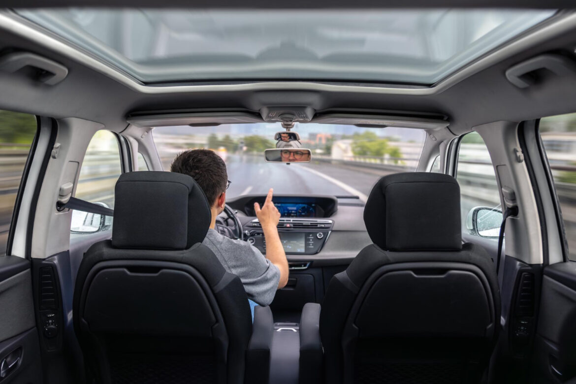 Transport sanitaire : musique ou silence, s&rsquo;adapter pour le confort du patient