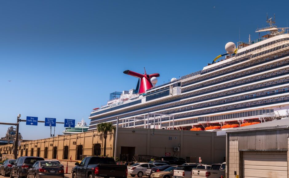 découvrez notre ligne éditoriale, une vision claire et engagée qui guide notre contenu pour vous offrir des informations pertinentes et de qualité.