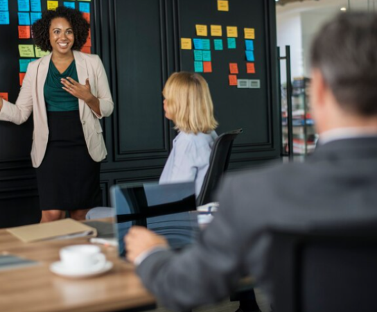 Gérer l&rsquo;hébergement et le transport dans le fichier participants