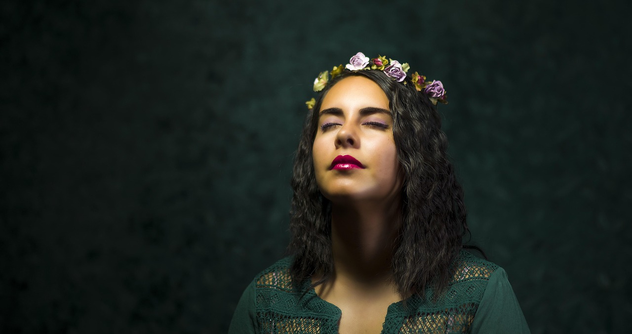 découvrez le maquillage photo idéal pour sublimer votre visage, mettre en valeur vos traits et obtenir un résultat impeccable devant l’objectif.