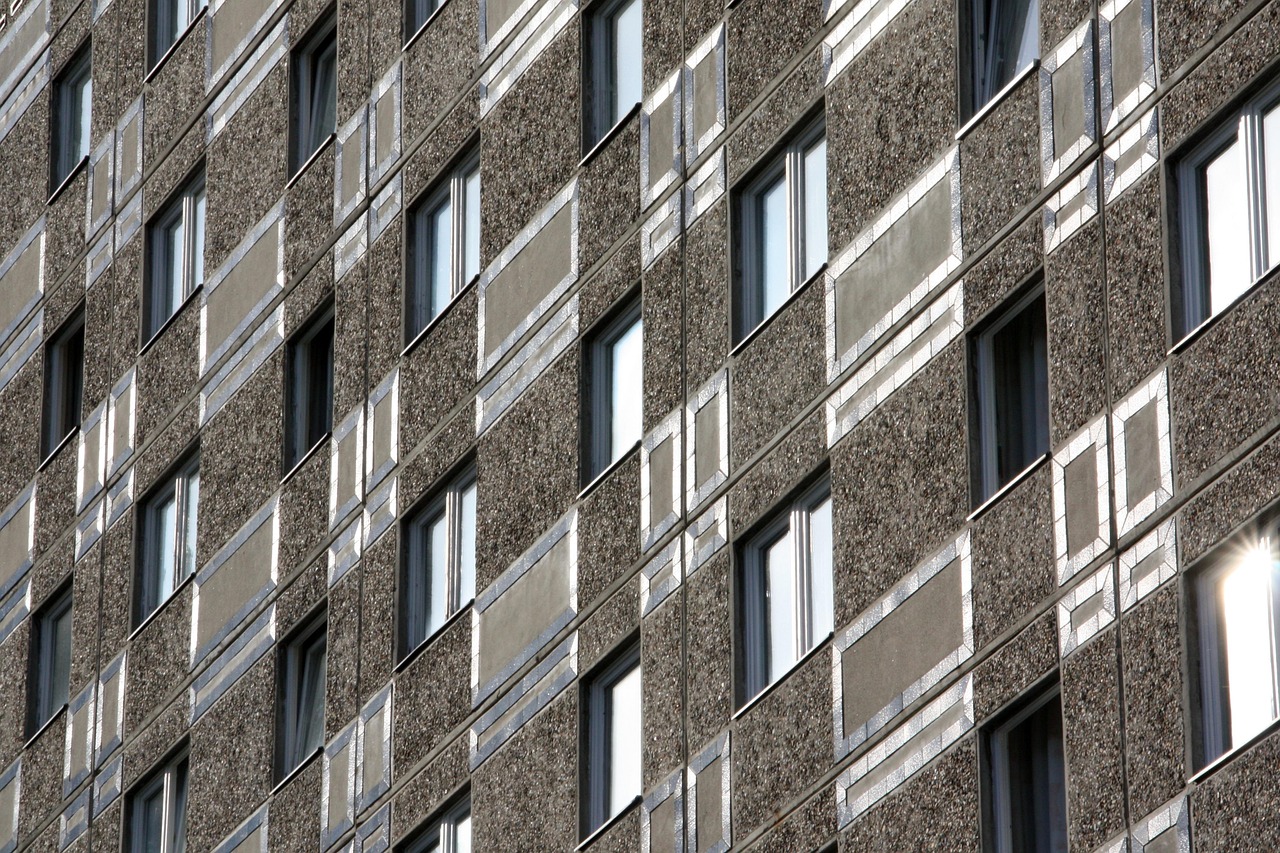 préparez votre location de chambre avec cette checklist pratique : documents à fournir, état des lieux, contrat, dépôt de garantie et questions à poser.